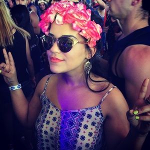 Meet your Posher, Priscilla